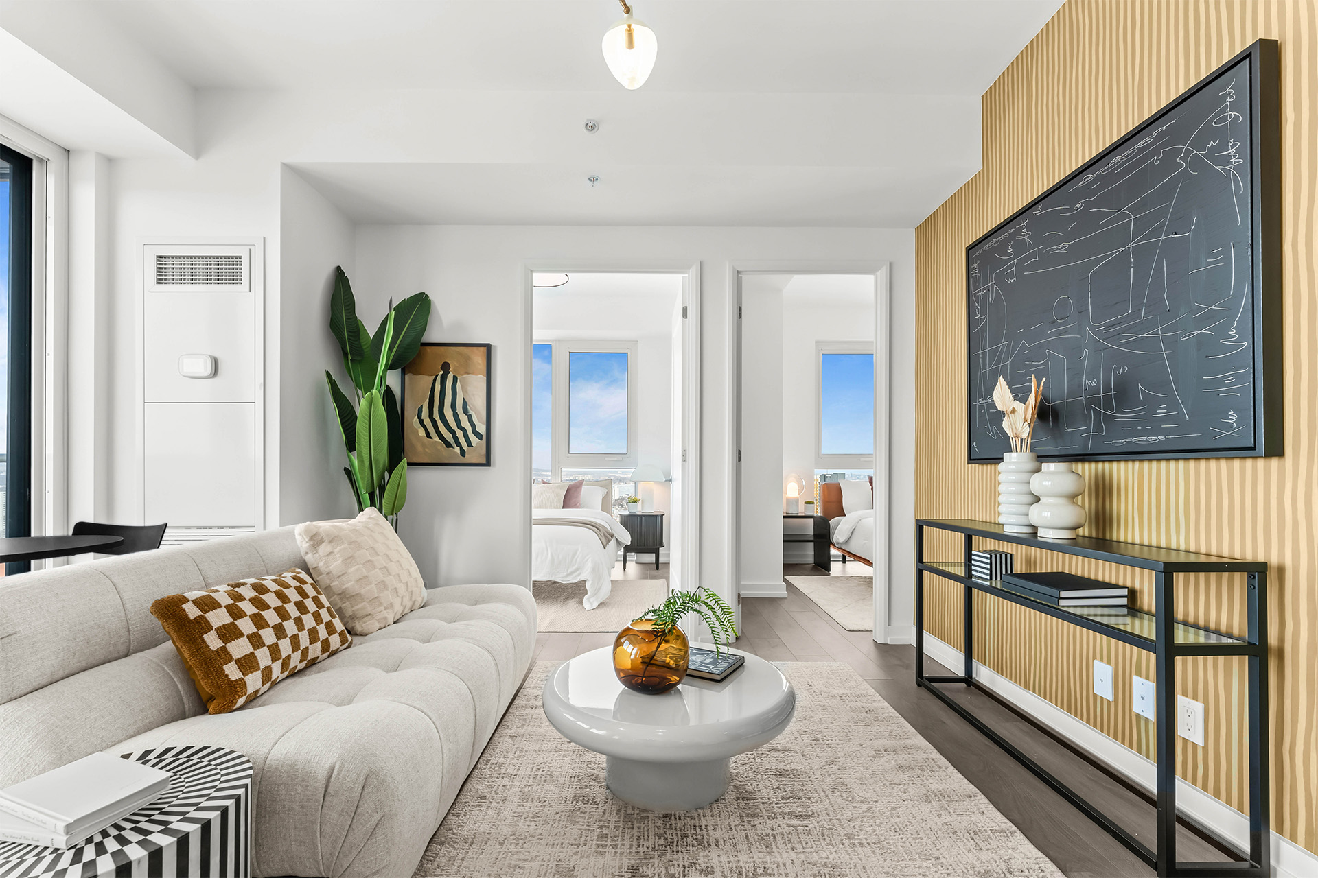 Suite 2